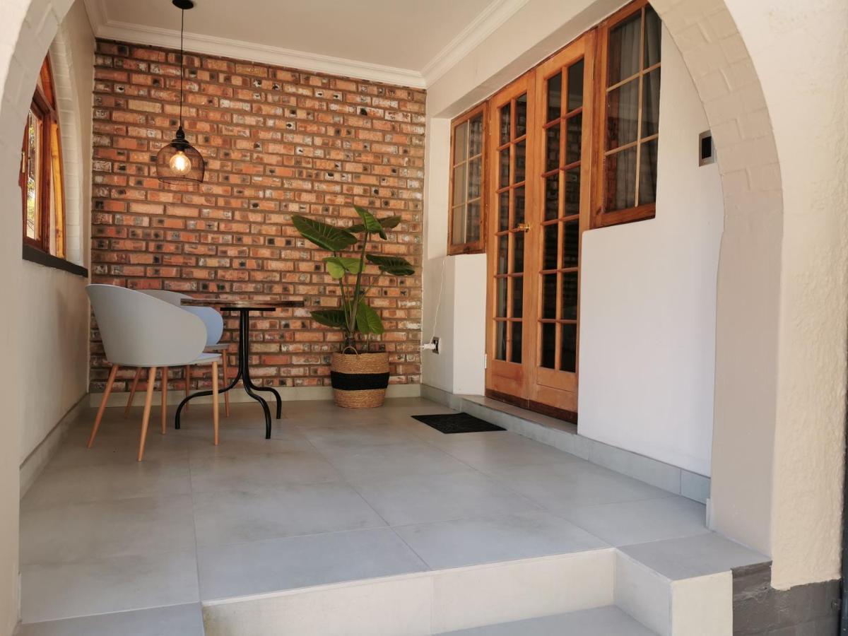 Guest Suites On Connor Bloemfontein Bagian luar foto