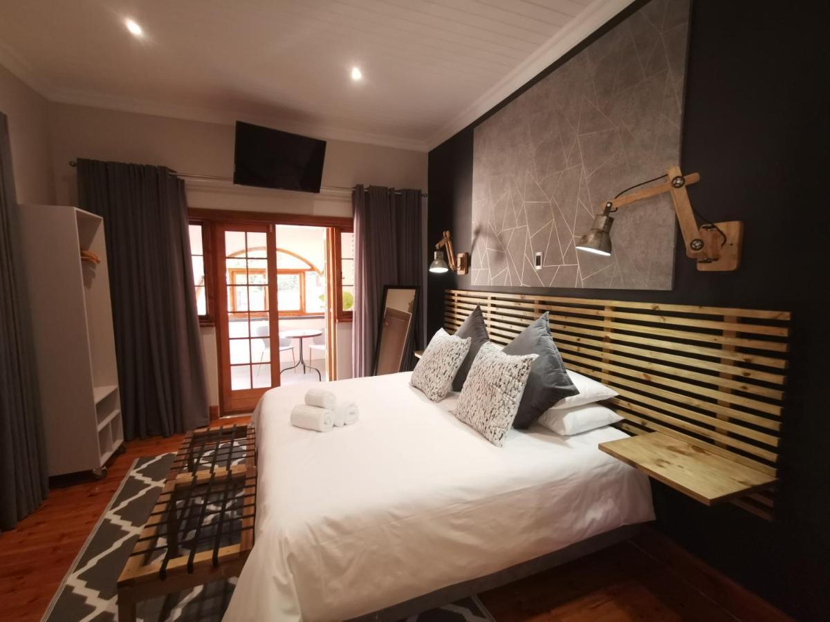 Guest Suites On Connor Bloemfontein Bagian luar foto