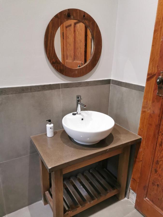 Guest Suites On Connor Bloemfontein Bagian luar foto