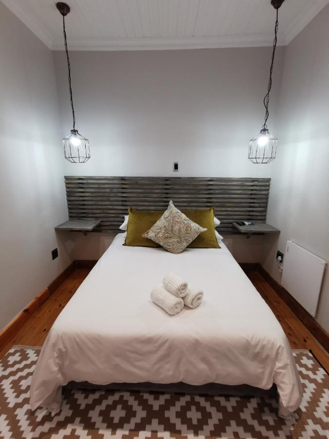 Guest Suites On Connor Bloemfontein Bagian luar foto
